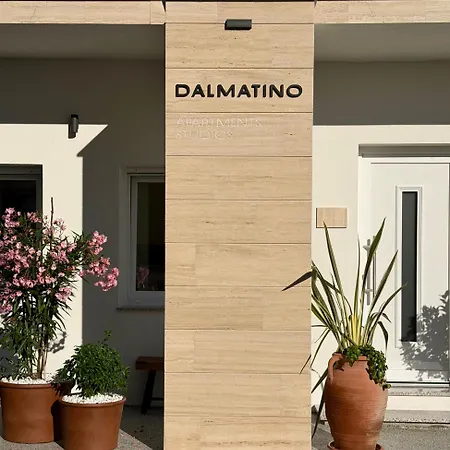 Apartments & Studios Dalmatino Vodice