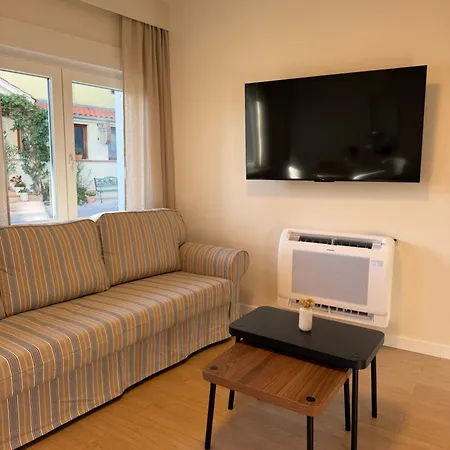 Apartment & Dalmatino *