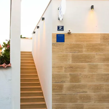 Dalmatino Апартаменты