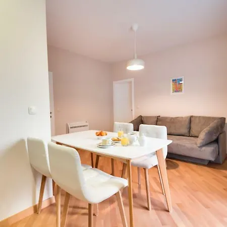 Dalmatino Апартаменты *