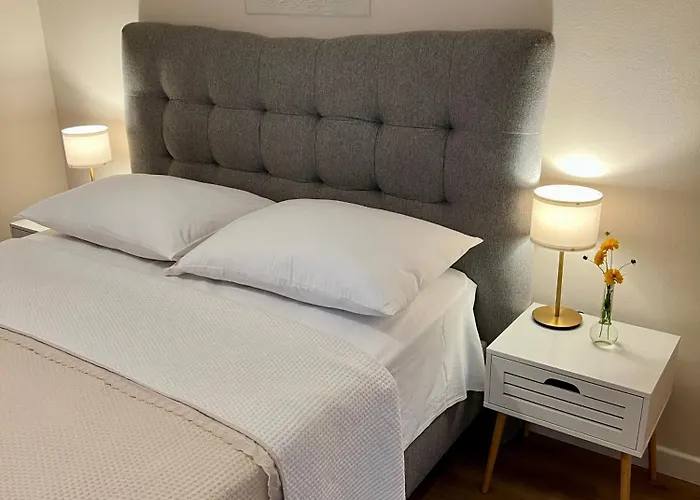 Dalmatino Apartamento *